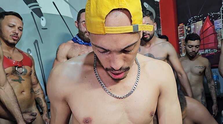 Nobre Dotado in PIGS IS PIGS