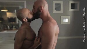 Drew Fucks Kris Kurt (New)