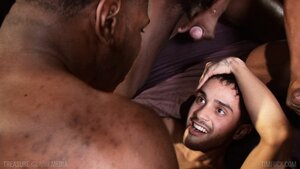 Mica Medina, Damien Vasquez, Magic Wood & Rio